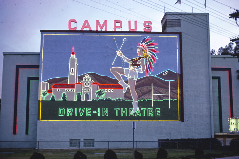 Campus Drive-In, San Diego, 1977