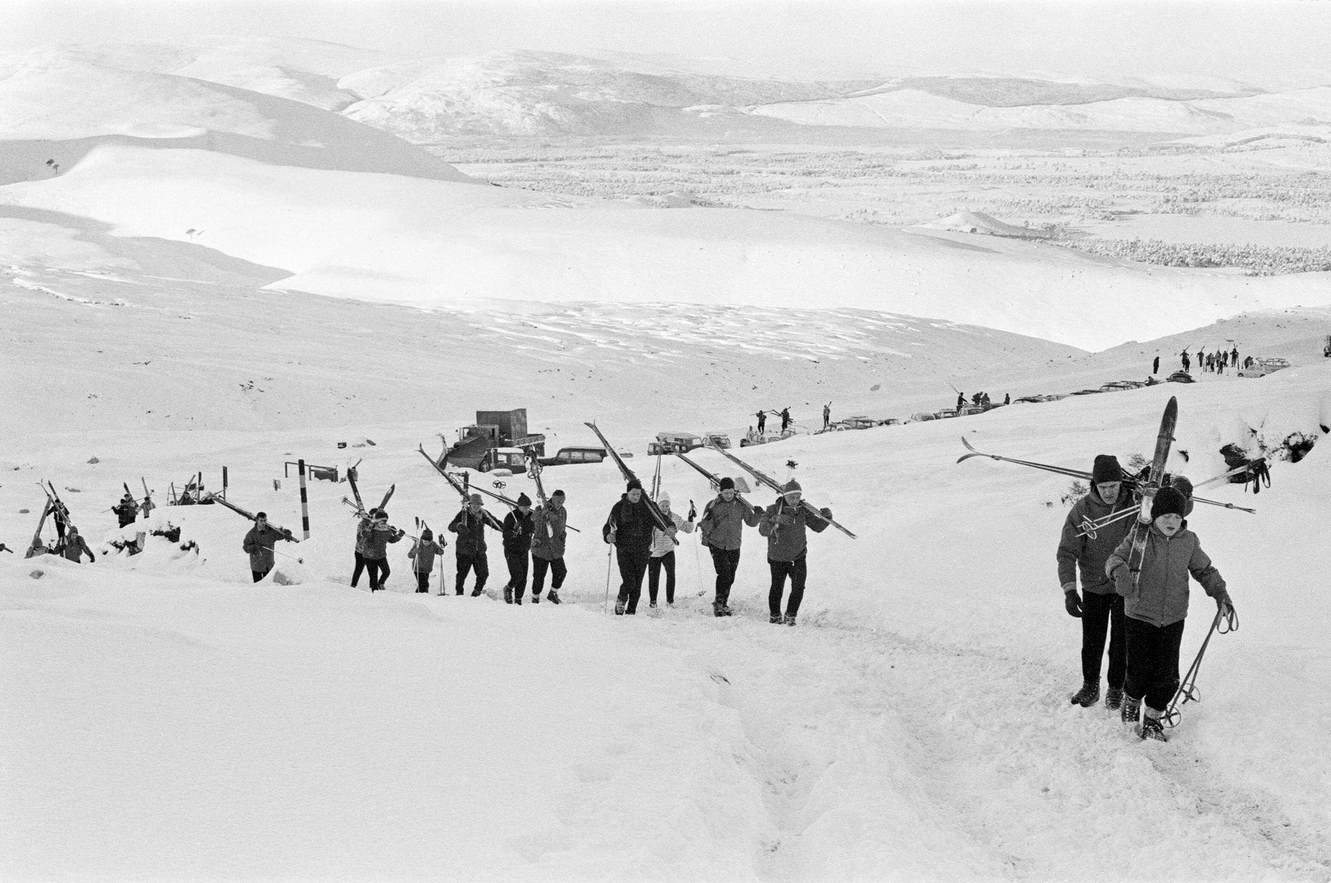 Skiers in the Cairngorms, 1962