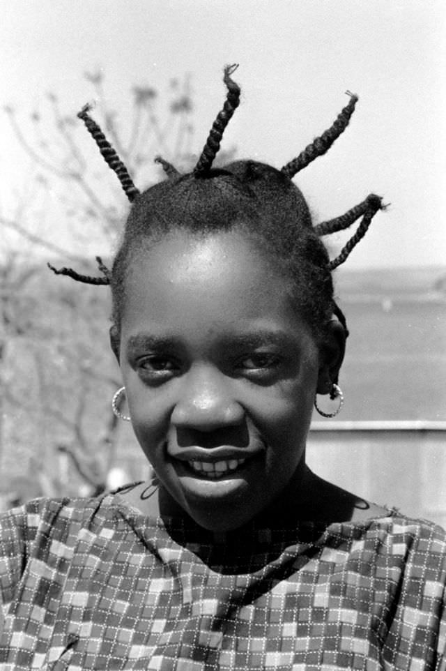 Tanzanian girl, 1969