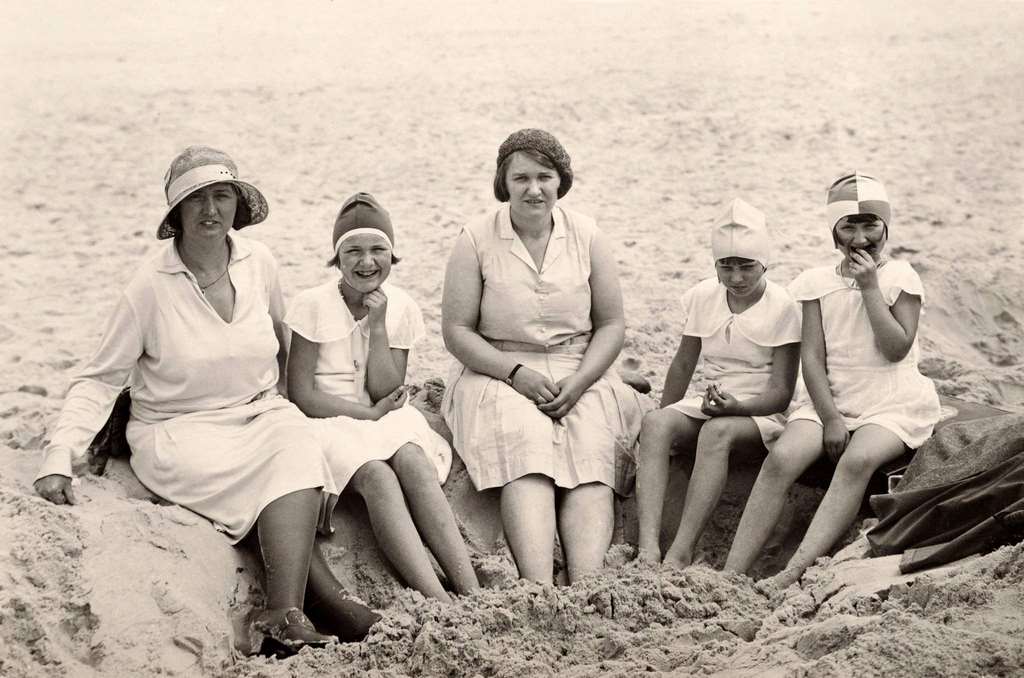 Three generations in a family group, 1925.