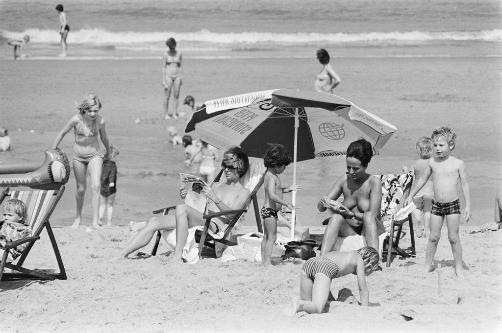 Crowds on Scheveningen beach, The Netherlands, July 4, 1977