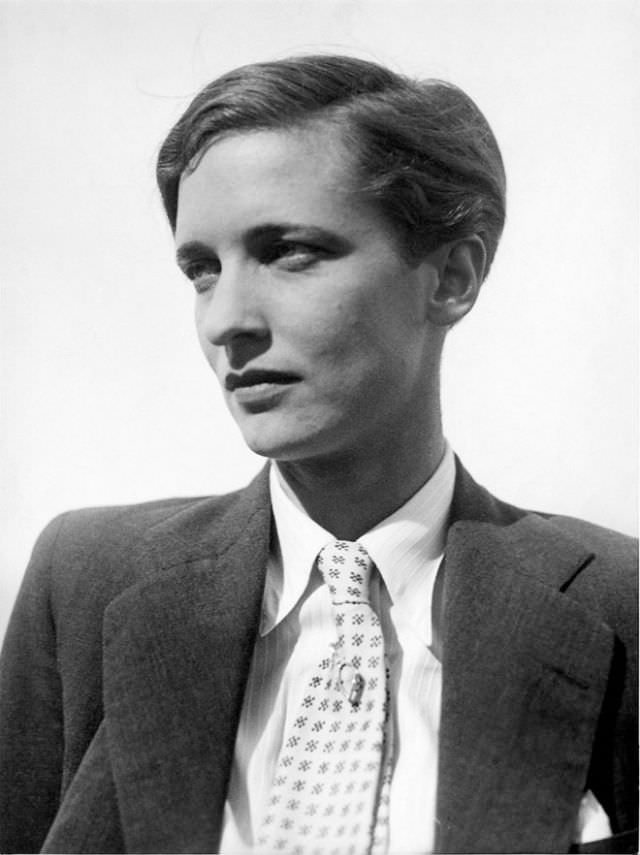 Annemarie Schwarzenbach, Zürich, 1934