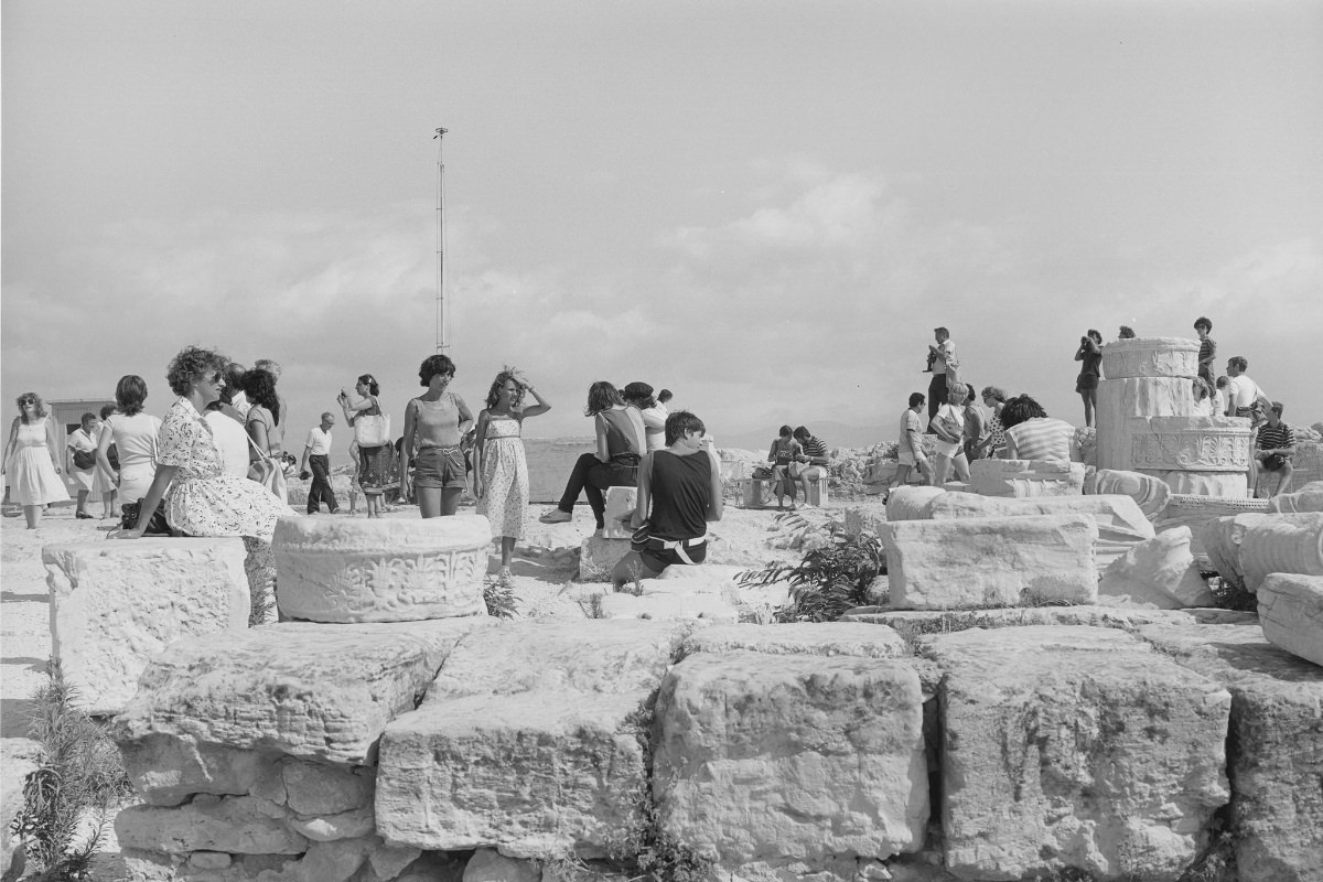 Stunning Photos of Tourists on Acropolis in Athens in the Early 1980s