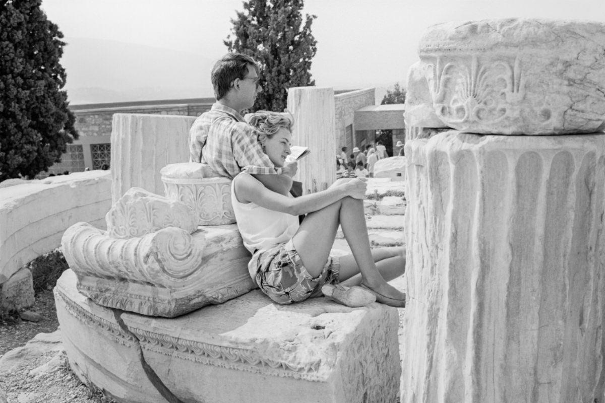 Stunning Photos of Tourists on Acropolis in Athens in the Early 1980s