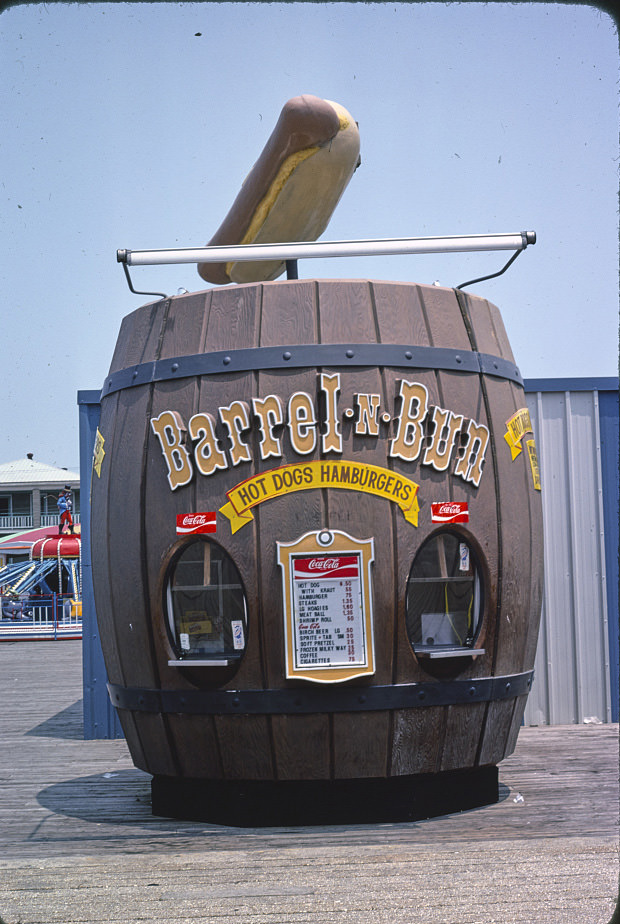 Hunt's Casino arcade, Wildwood, New Jersey, 1978