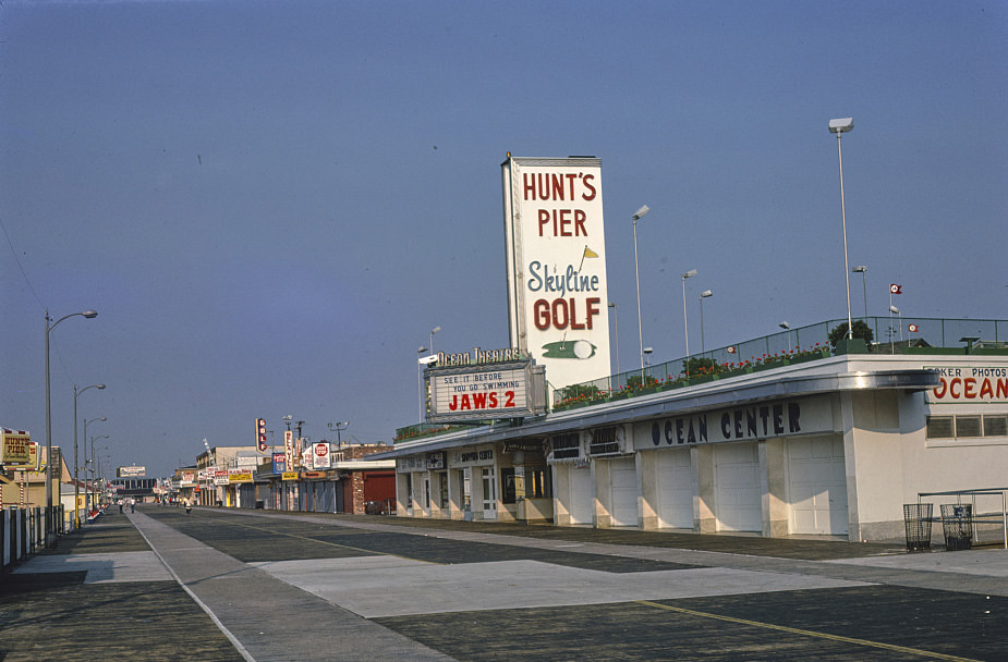 Hunt's Golf and Theater, Wildwood, New Jersey, 1978