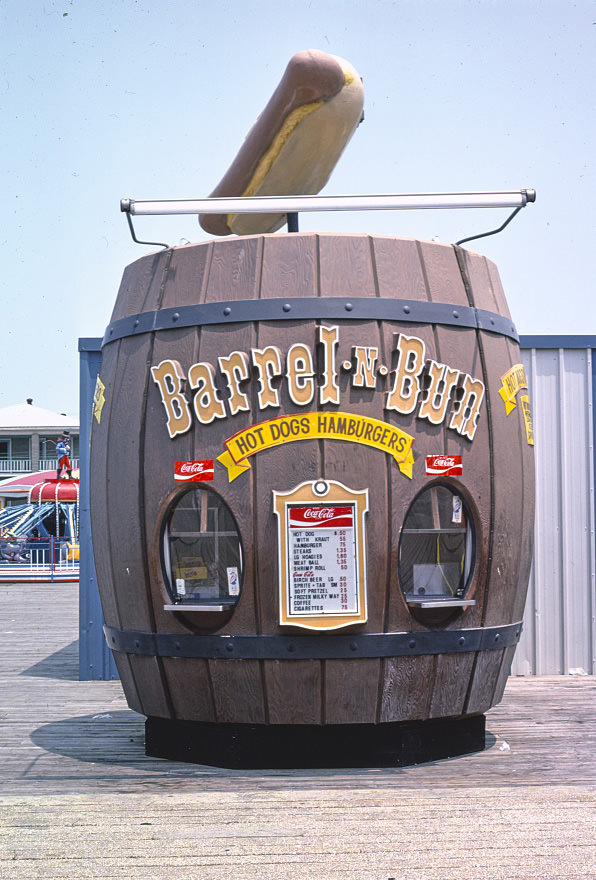 Hunt's Casino arcade, Wildwood, New Jersey, 1978