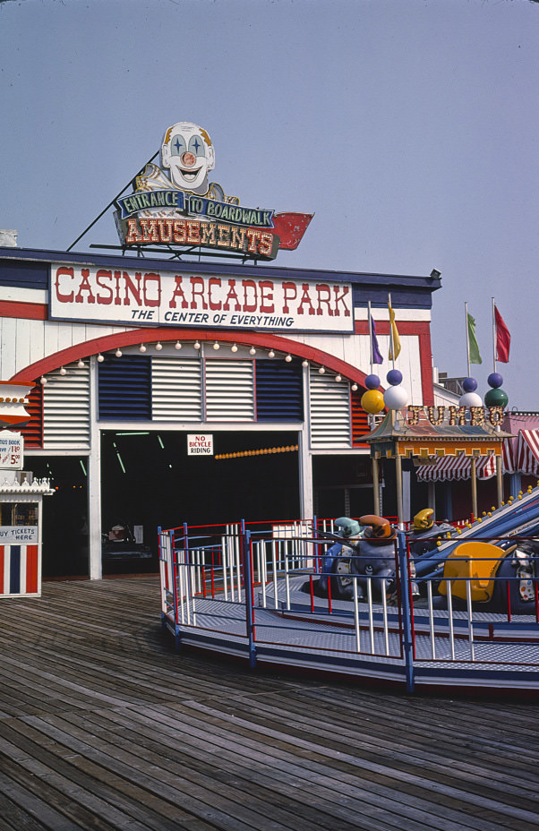 Hunt's Casino arcade, Wildwood, New Jersey, 1978