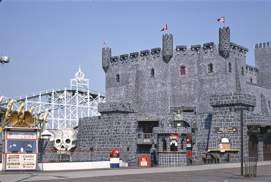 Dracula's Castle, Wildwood, New Jersey, 1978