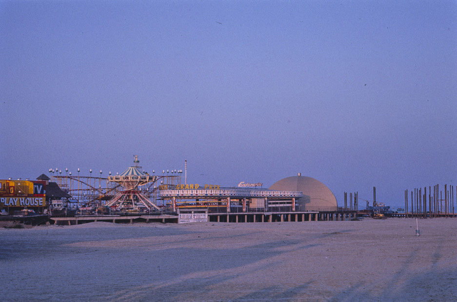 Mariner's Landing Pier, Wildwood, New Jersey, 1978