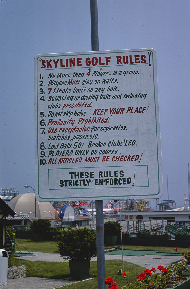 Hunt's Pier Skyline Golf, Wildwood, New Jersey, 1978