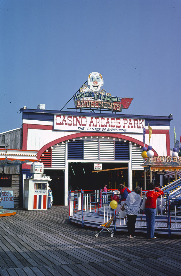 Hunt's Casino arcade, Wildwood, New Jersey, 1978