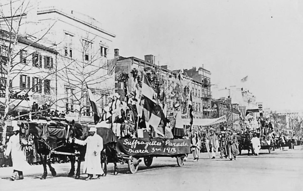 Suffrage parade in Washington DC, 1913
