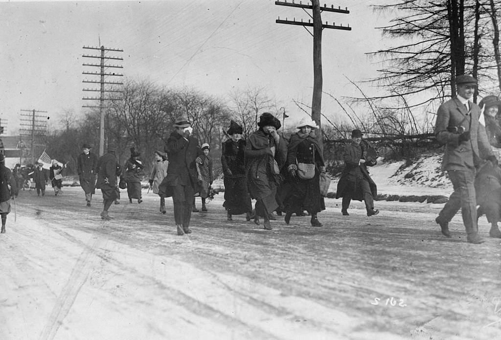 American suffragette marchers en route from New Jersey to Washington DC at the time of Woodrow Wilson's inauguration, 1913