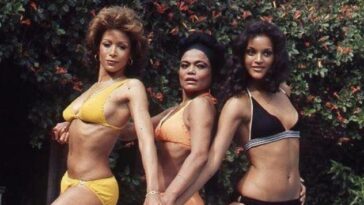 Eartha Kitt, Jayne Kennedy, Freda Payne in Bikini 1974