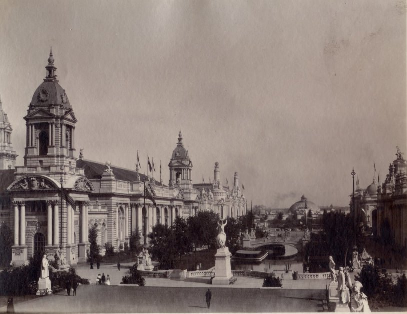 The Palace of Machinery at the 1904 World's Fair in St. Louis.