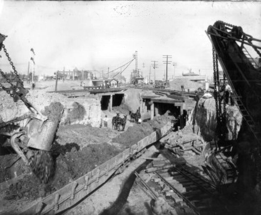 Construction site at railway interchange, 1903