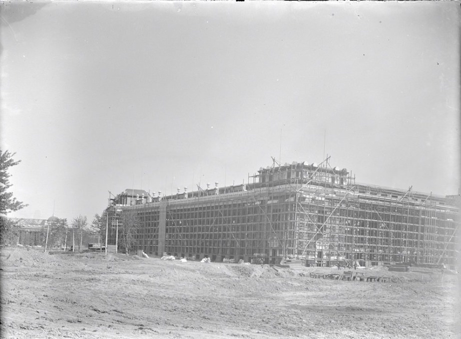 World's Fair Construction, 1903