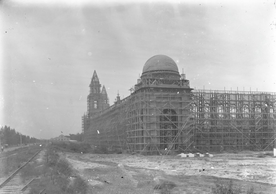 The Side of Exposition Building Construction, 1903