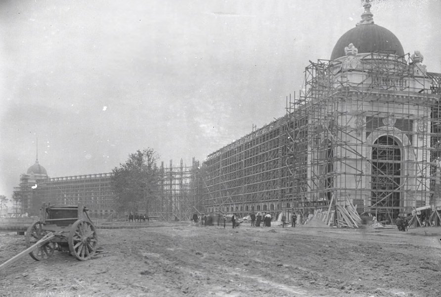 Construction progress on the Palace of Varied Industries for the 1904 World's Fair.