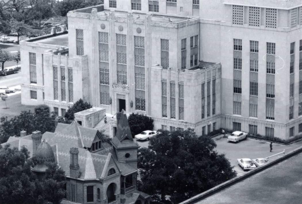 Courthouse from Westgate, 1971