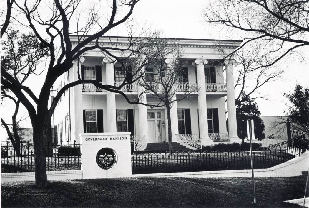 Governor's Mansion with fence, 1971.