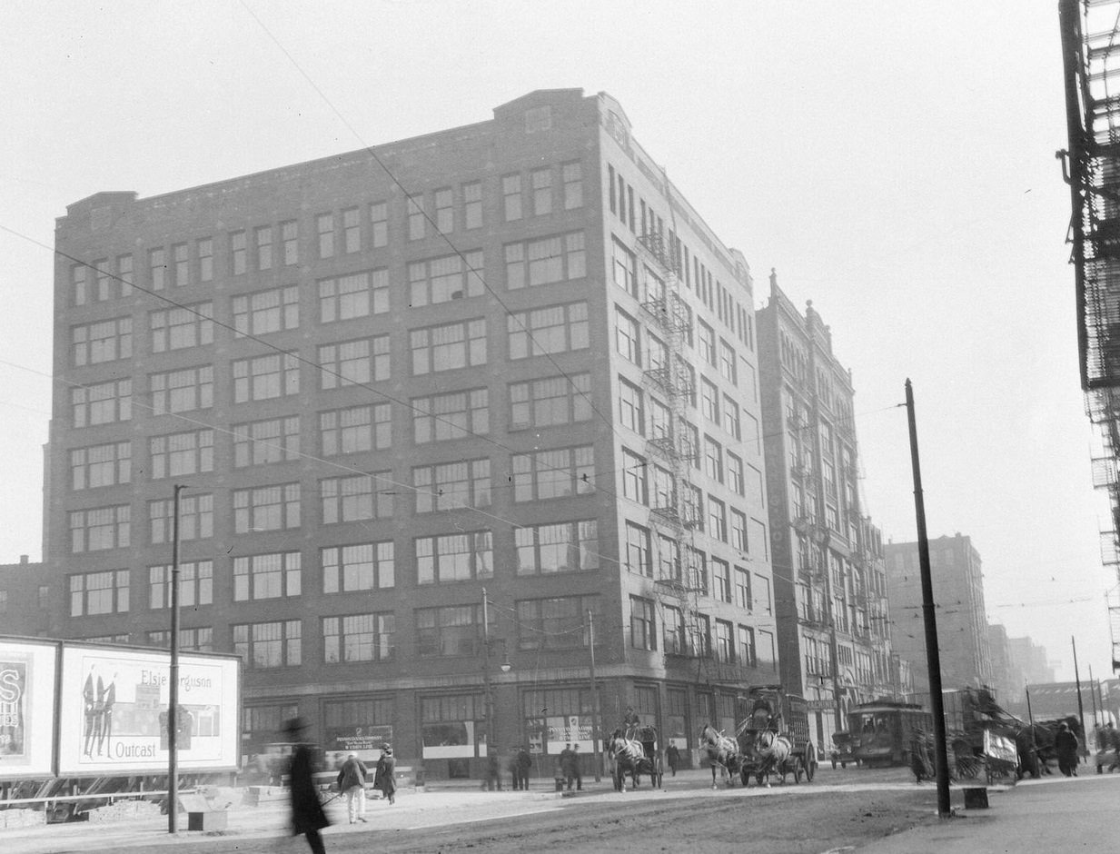 The southeast corner of Clinton Street and Adams Street, Chicago, Illinois, March 1915.