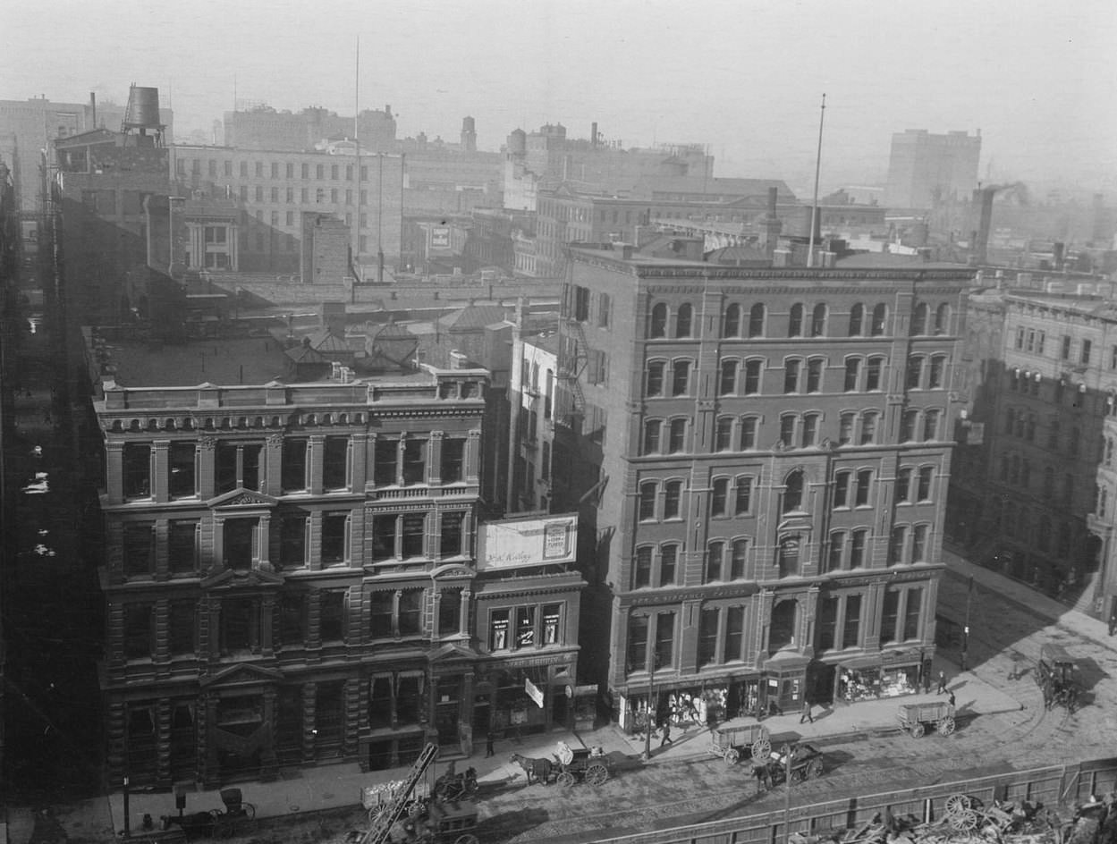 View of LaSalle Street, Chicago, Illinois, 1915.