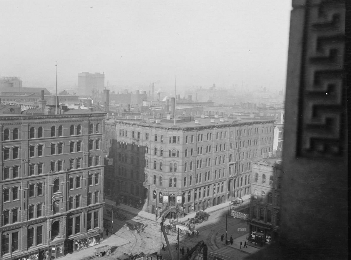 LaSalle Street, between Washington and Randolph Streets, Chicago, Illinois, 1915.