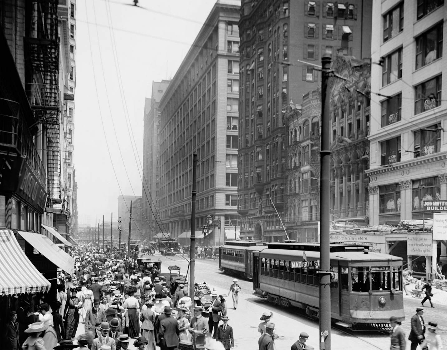 Busy Street Scene, View of State Street North from Madison Street, Chicago, 1910s