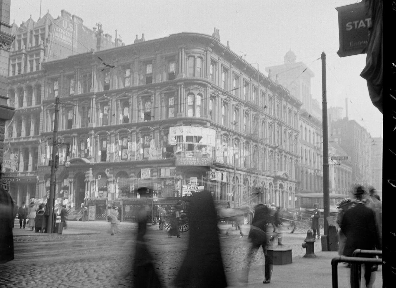 The northwest corner of Dearborn Street and Washington Street, Chicago, Illinois, 1910s.