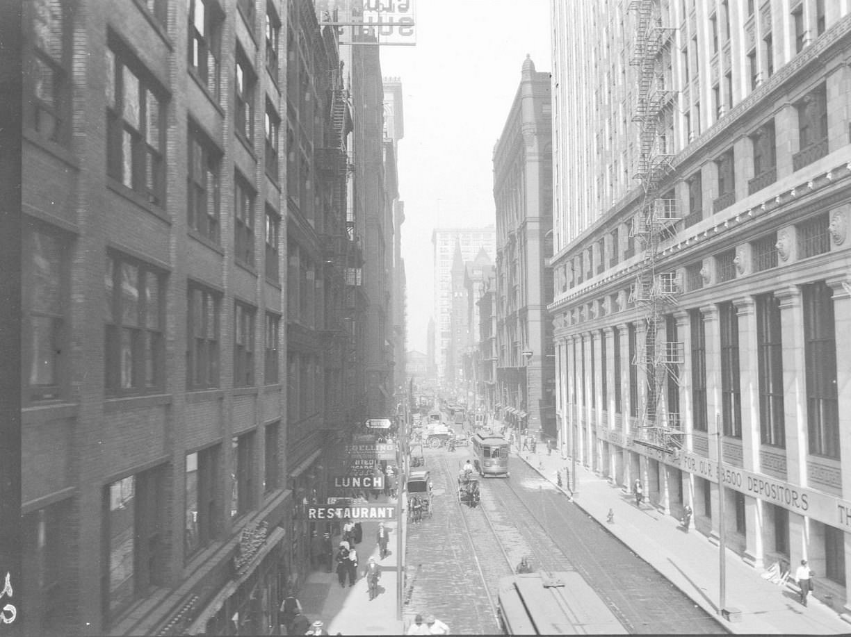 Adams Street east from Fifth Avenue (Wells Street), Chicago, Illinois, 1914