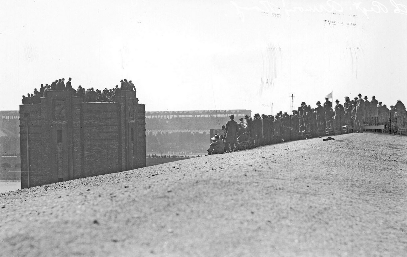 Baseball, World Series 1917, Chicago White Sox vs. New York Giants, spectators watching from building rooftops, Chicago, Illinois, October 1, 1917.