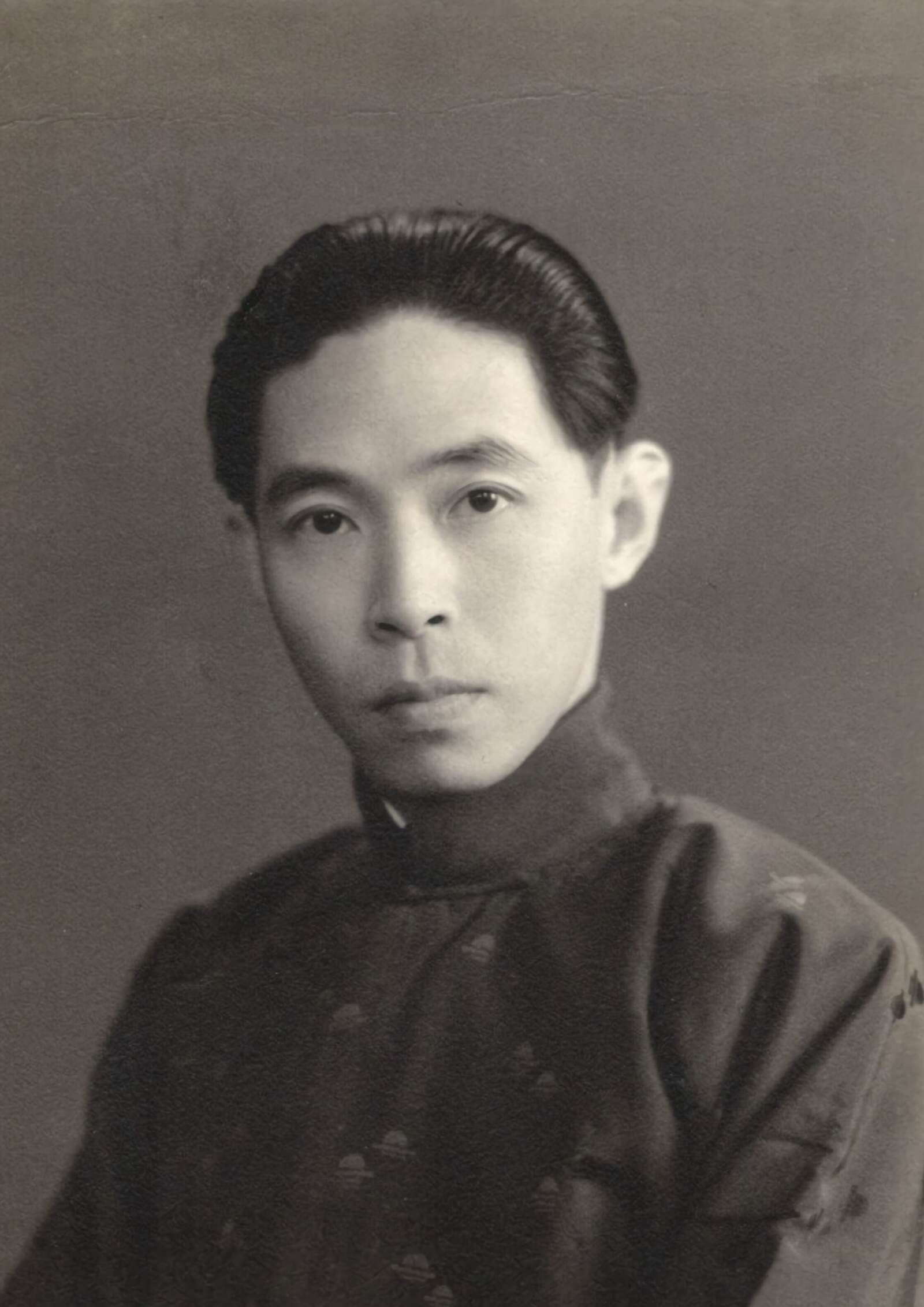 Mao Tun (Mao Dun), one of the most noted novelists of modern China. 1937-1940
