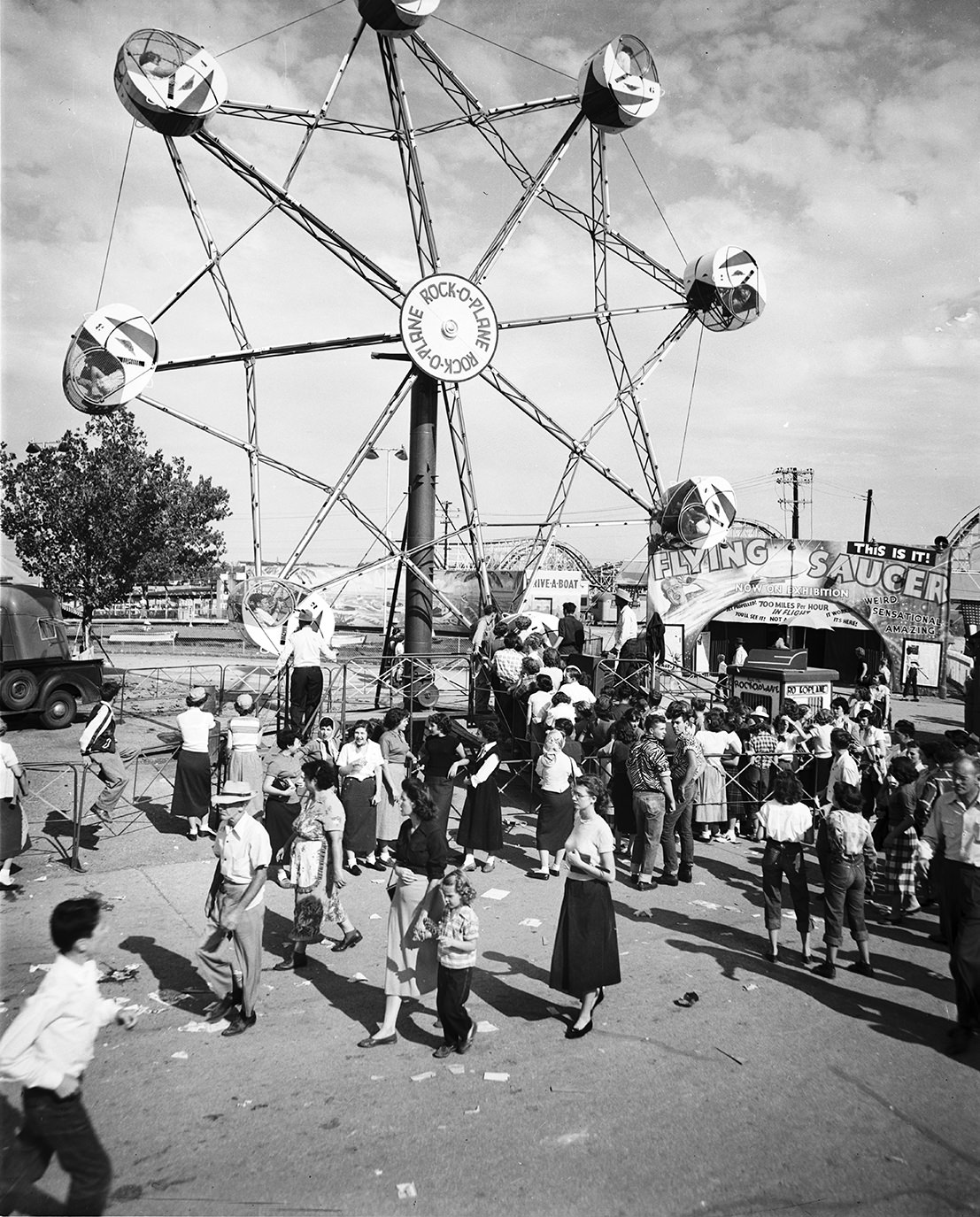 Rock-O-Plane ride at State Fair of Texas, 1950