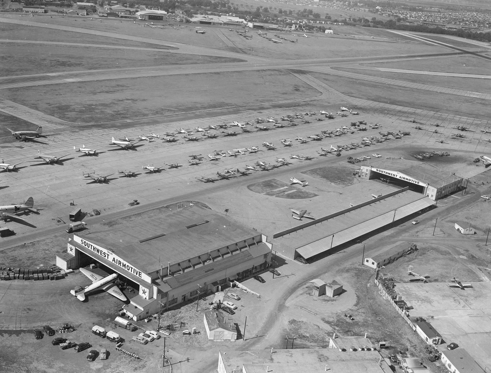 Love Field, aerial view, Dallas, Texas, 1952
