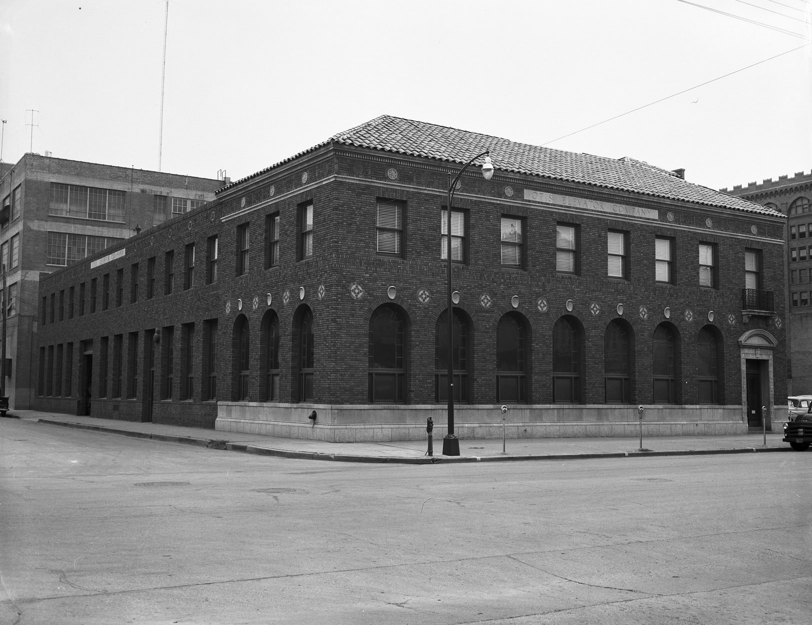 Otis Elevator Company building, Dallas, Texas, 1953