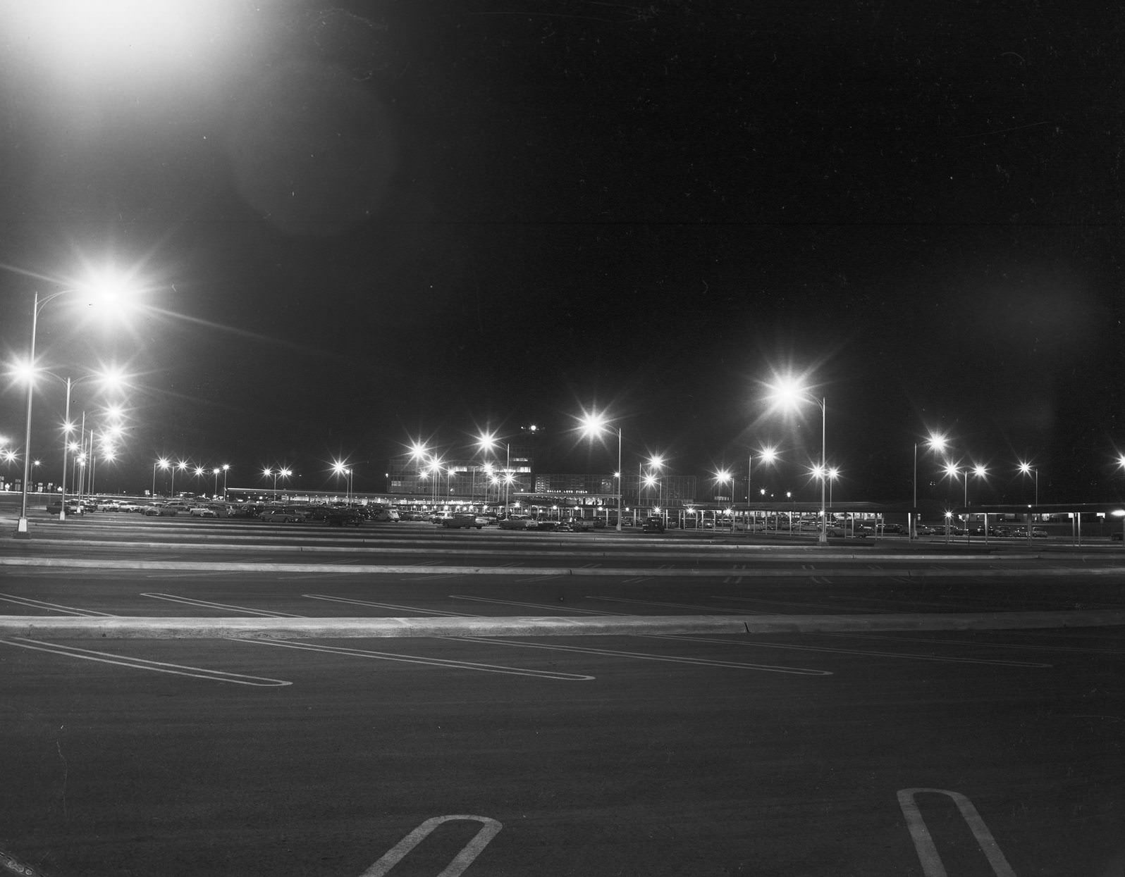 Dallas Love Field at night, 1950