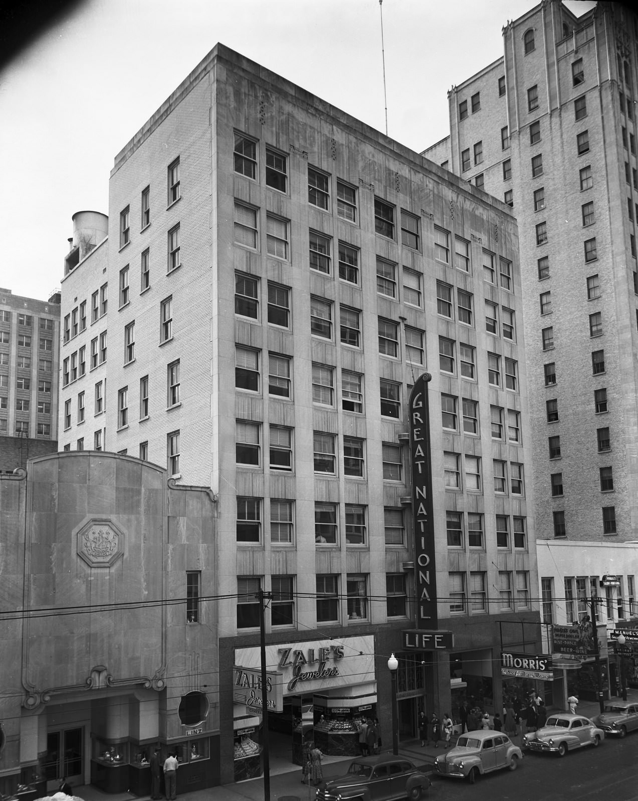 Great National Life building, downtown Dallas, Texas, 1950s