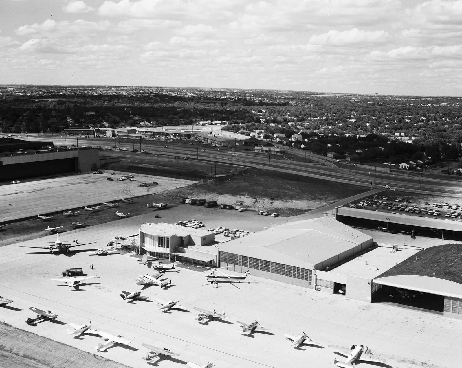 Southwest Airmotive at Love Field, Dallas, 1950