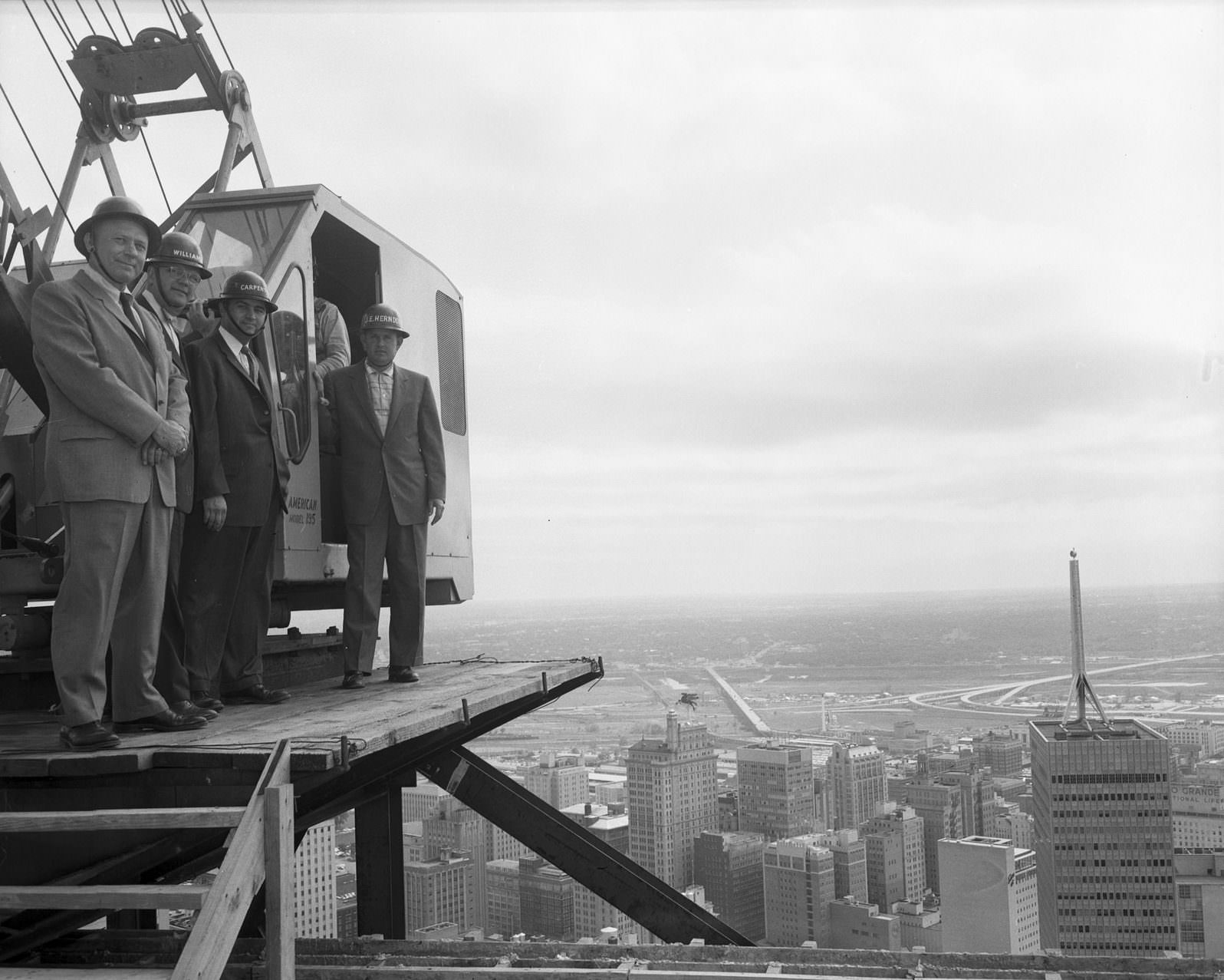 Building under construction, downtown Dallas, 1950