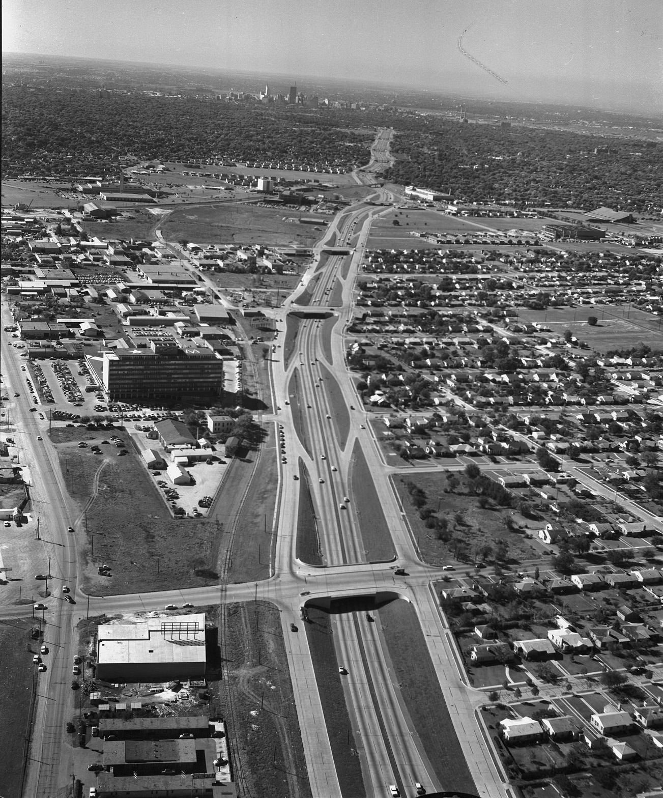 Central Expressway and Lover's Lane, Dallas, Texas, 1955