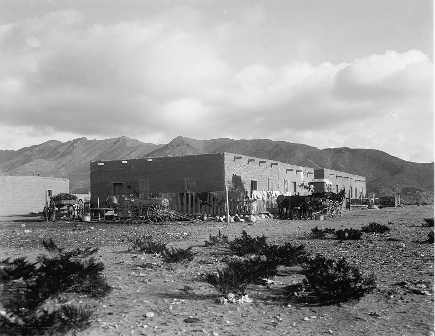 Mexican adobe house, Mt. Franklin in distance, El Paso, Texas,1907