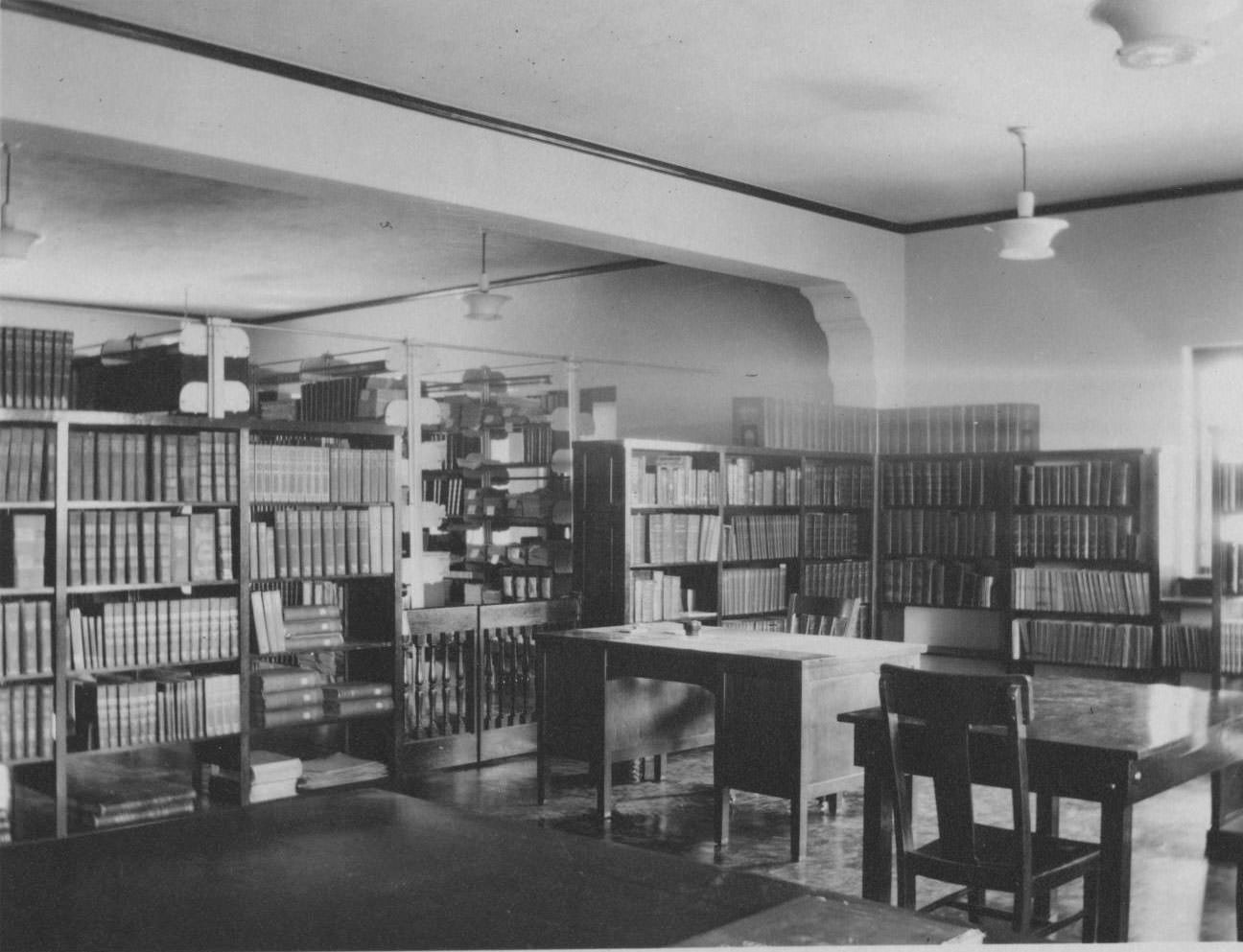 El Paso Public Library: North Side - Second Floor, 1904