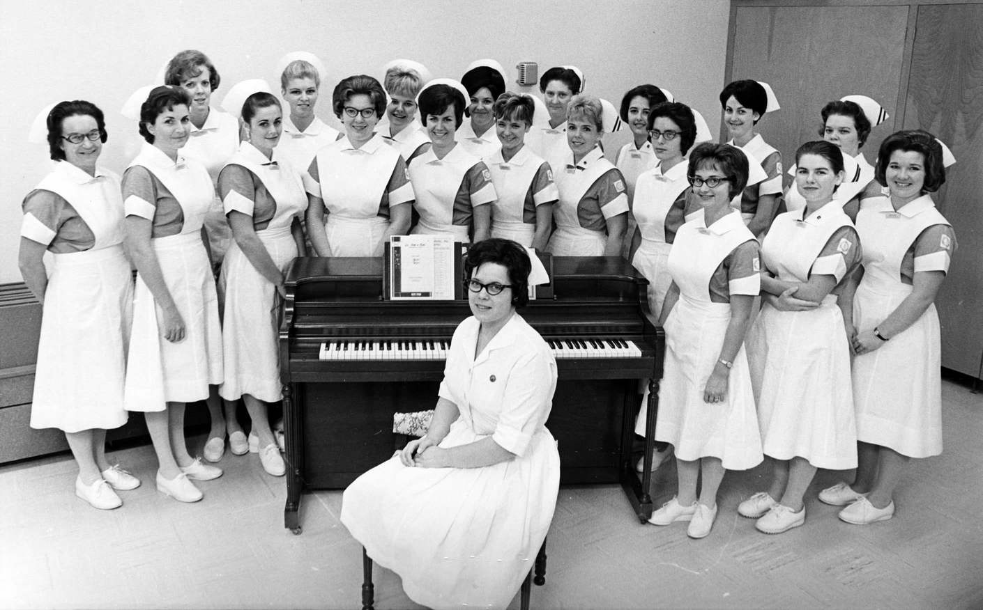 Lois Lynn and John Peter Smith Hospital nursing student choir, 1960s