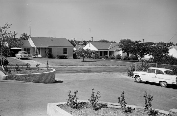 A driveway in Fort Worth, 1950