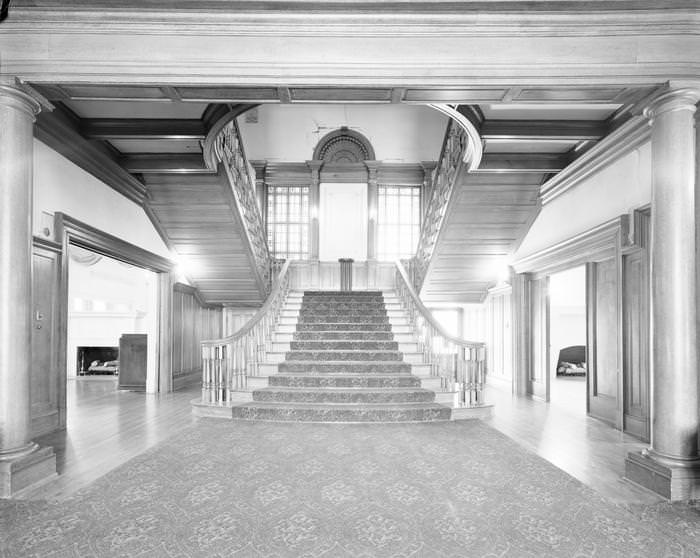 The interior of the Thistle Hill/Wharton-Scott House, 1950