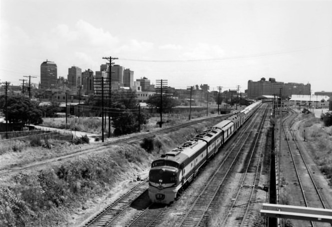 "The Texas Eagle" leaving Fort Worth, 1960s