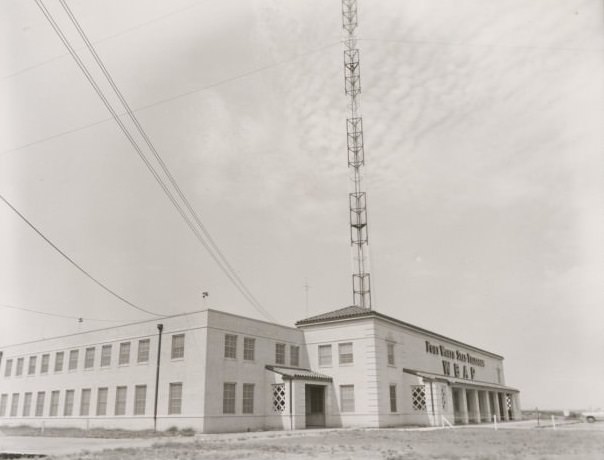 Side of Fort Worth Star-Telegram building, 1961