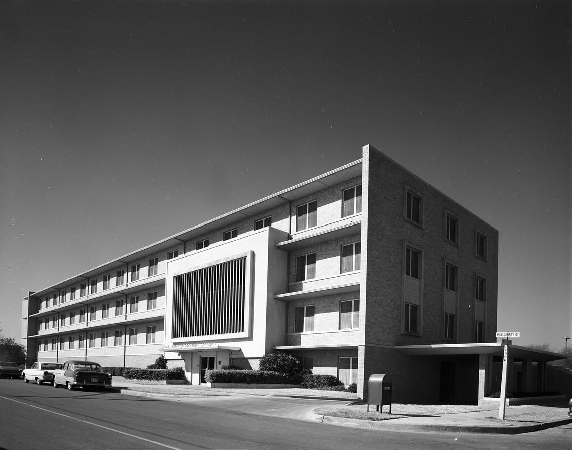 Fort Worth Osteopathic Hospital exterior, Mattison and Montgomery streets, 1962